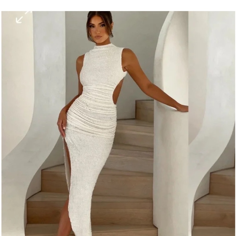 Babyboo gorgeous dress (ivory)